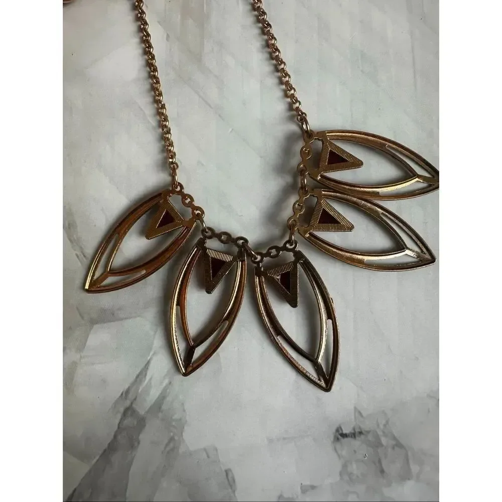 geometric statement necklace